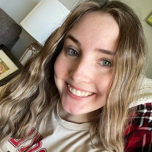 Meet your Posher, Rae-lynn